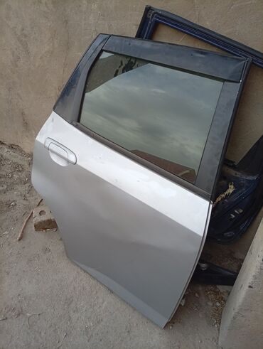 моторное масло 10w40 цена в бишкеке: Дверь Задняя правая Honda, Б/у