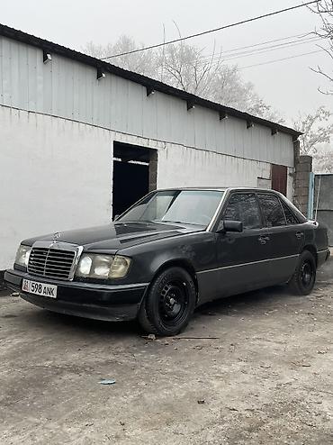 Mercedes-Benz: Mercedes-Benz E-Class: 1990 г., 2.3 л, Механика, Бензин, Седан — 5