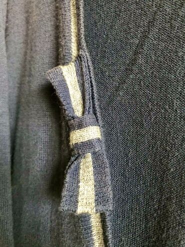 Kardiqanlar, jaketlər: Жакеты и кардиганы, б/у, надевались мало, в отличном состоянии. Все — 13