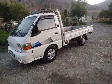 Легкий грузовой транспорт: Легкий грузовик, Hyundai, Стандарт — 2