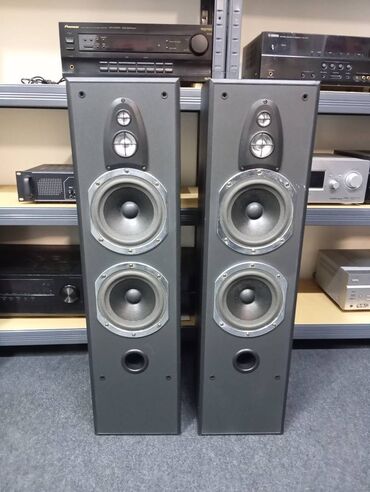 Zvučnici i stereo sistemi: Universum QSL 260 povoljno! trosistemci dupli basevi od 6 incha bas — 1