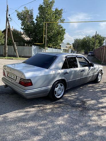 гранаты мерседес 210: Mercedes-Benz W124: 1994 г., 2.2 л, Механика, Бензин, Седан — 7