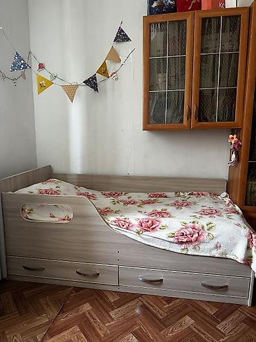 Продается кровать Подростковая кровать Размер 180×80 см. Есть