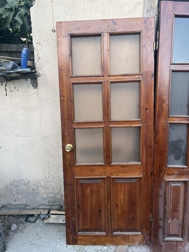 Furnitura və aksessuarlar: İşlənmiş Otaq qapısı Çərçivə ilə, Zəmanətsiz, Ödənişli quraşdırma, Ünvandan götürmə, Pulsuz çatdırılma