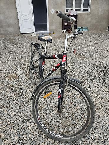 zeng ucun gitara: İşlənmiş Şəhər velosipedi 26", sürətlərin sayı: 1 — 2