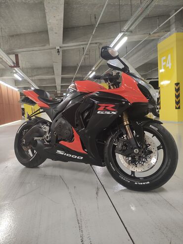 haojue sport: Suzuki - R1000, 1300 sm3, 2009 il, 35000 km