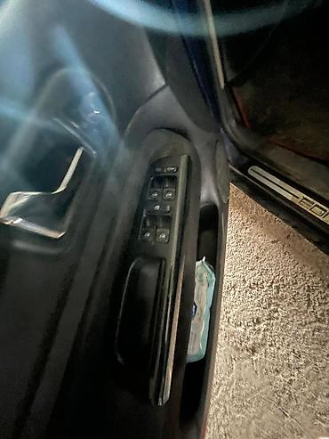 Volkswagen: Volkswagen Golf Variant: 2000 г., 1.6 л, Механика, Бензин, Универсал — 7