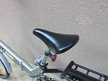 Bicikli za odrasle: Sklopivi Alu bicikl GIANT HALFWAY 20" Prodajem očuvan nov sklopivi — 9