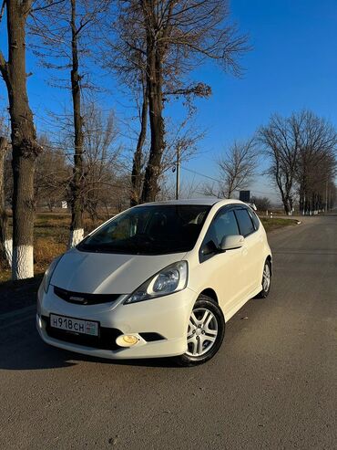 Honda: Honda Fit: 2010 г., 1.5 л, Автомат, Бензин, Универсал