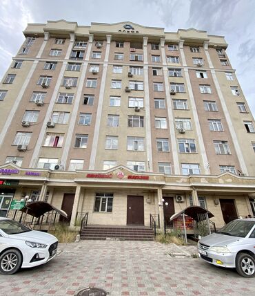 сдаётся салон красоты: Продаю Магазин В жилом доме, 30 м², Старый ремонт, Отдельный вход, 1 этаж