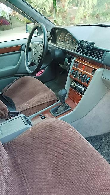bye e5: Mercedes-Benz W124: 1994 г., Механика, Бензин, Седан — 4