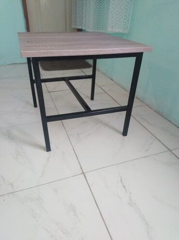 kosulja m: Club tables, Rectangle, Metal, New