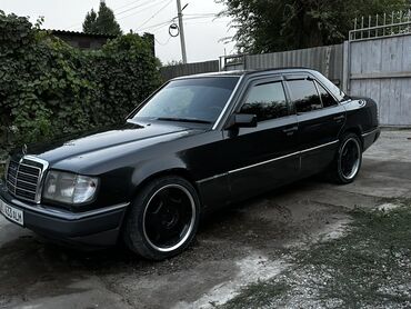 Mercedes-Benz E-Class: 1993 г., 2.2 л, Автомат, Бензин, Седан