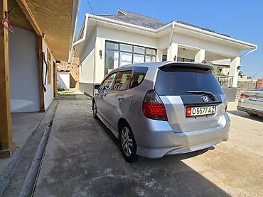 Honda Jazz: 2003 г., 1.5 л, Кол менен иштөөчү, Бензин, Вэн/Минивэн — 3