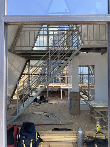 Деревянные лестницы: Лестница Лестницы Делаем лестницы любой сложности качественно с — 130