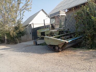 машины за 10000 долларов: Самоходный кормоуборочный комбайн с кабиной оператора. Особенности и lalafo.kg да машины за 10000 долларов: Самоходный кормоуборочный комбайн с кабиной оператора. Особенности и