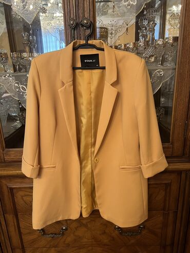 qadin alt paltarlarının satışı instagram: Qadin kostyumu 10 azn