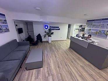 Аренда учебных кабинетов: Кабинет Для курсов, Для логопеда, Для репетитора В жилом комплексе, 117 м², Цокольный этаж, Долгосрочно, 1 линия, С отдельным входом, С отдельным сан узлом — 1