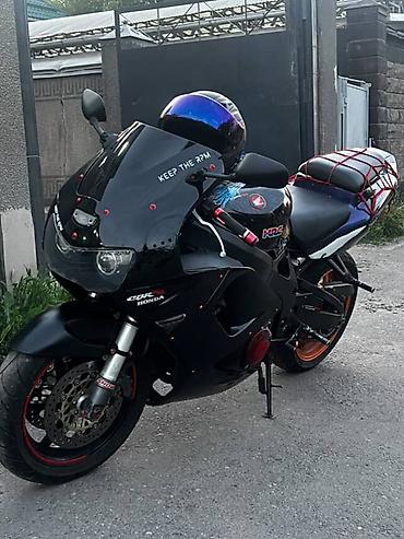 Мотоциклы: Спортбайк Honda, 1000 куб. см, Бензин, Взрослый, Б/у — 1