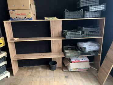 товары из китая бишкек: Деревянный стеллаж для хранения и выкладки товаров. - Материал: ЛДСП