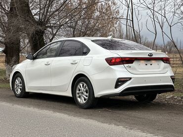 Kia: Kia K3: 2018 г., Седан — 12