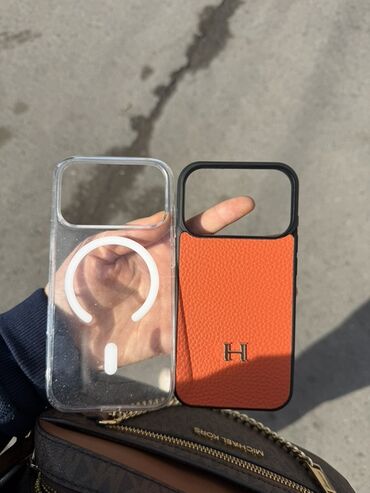 поко ф5про: Продаю чехлы на iPhone 17 Pro Сегодня купила новые, поэтому продаю
