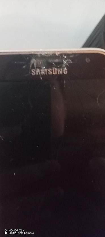 xarab telefon satisi: Samsung Galaxy J3 2016, rəng - Qızılı, Qırıq — 2