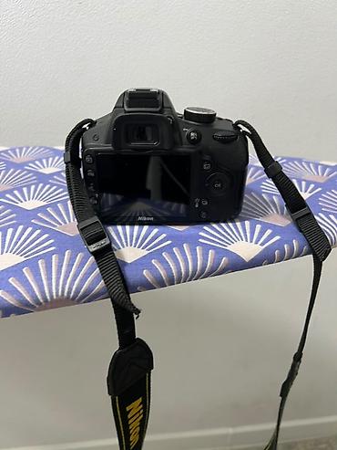 canon eos 2000d: Зеркальная фотокамера Nikon D3200 с комплектным зум‑объективом AF‑S DX — 2