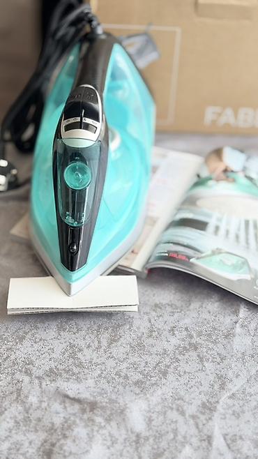Ütülər və buxarlayıcılar: Faberlic Home buxarlı ütü - Güc: 2200 W - Altlıq: keramik, sürüşməni — 2