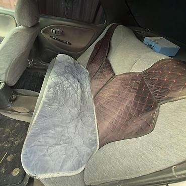 Транспорт: Hyundai Elantra: 1995 г., Механика, Бензин, Седан — 6