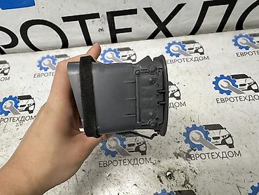 ауди печка: Дефлектор воздуховода Honda 1998 г., Б/у, Оригинал, Германия — 6
