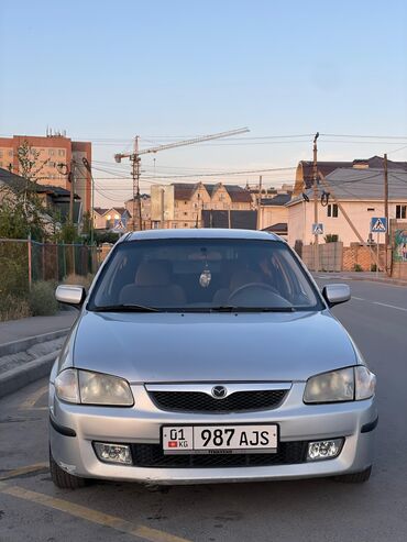 Mazda: Mazda 323: 2000 г., 1.6 л, Автомат, Бензин, Хэтчбэк