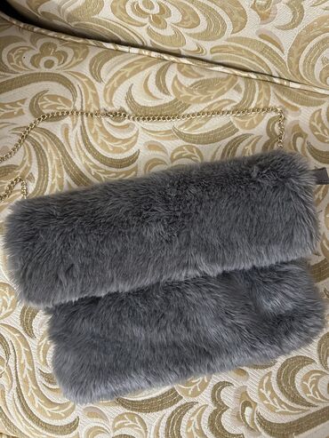 Çantalar: 10 azn — 25