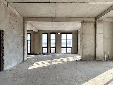 Коммерческая недвижимость: Сдаю Офис целиком: 185 м², В жилом комплексе, Без ремонта — 4