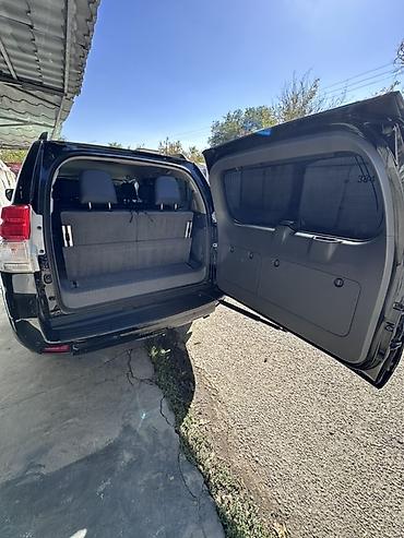 тойоьа: Toyota Land Cruiser Prado: 2010 г., 4 л, Автомат, Бензин, Внедорожник — 8