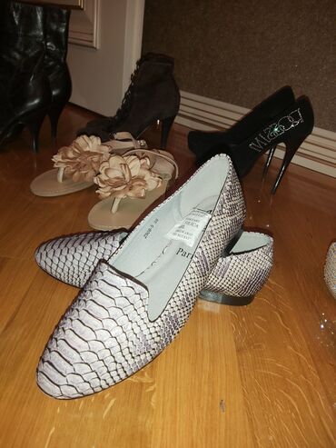 Basanoşka və səndəllər: Ölçü: 39, rəng - Bej, Yeni — 7