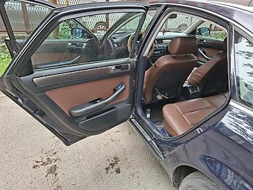 far citroen c3: Audi A6 (C5) limuzina, tamnoplava boja, 5 vrata. - Motor i pogon — 4