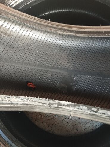 Təkərlər: İşlənmiş Şin Lassa 225 / 50 / R 17 — 8