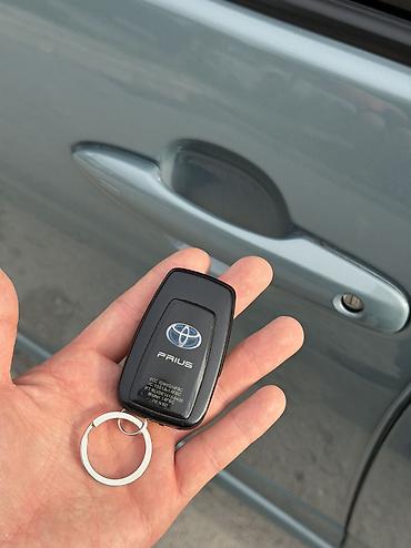 Toyota: Toyota Prius: 2019 г., 1.8 л, Вариатор, Гибрид, Лифтбек — 10