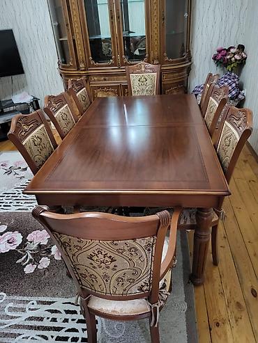 rezolyut masası: Qonaq otağı mebel dəsti Tərkib: - 1 ədəd 3 nəfərlik divan – klassik — 2