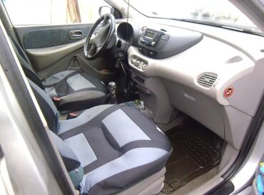 Nissan: Nissan Almera Tino: 2000 г., 2 л, Механика, Дизель, Минивэн — 9