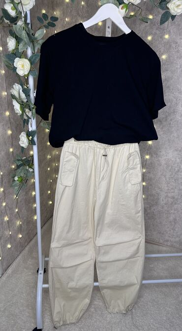 штаны модные: Брюки S (EU 36), M (EU 38), цвет - Бежевый
