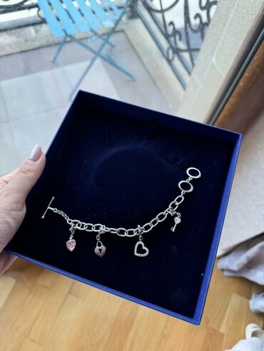 qadın cemperləri: Swarovski rəngli charm qolbaq - Zəncirvari qolbaq, qalın elvanqolu