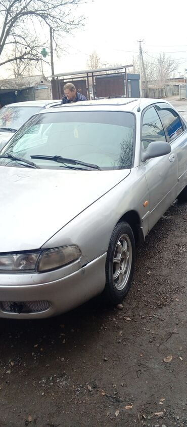 Mazda: Mazda 626: 1993 г., 1.8 л, Механика, Бензин, Седан — 1