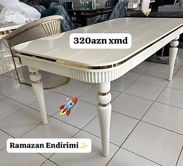 qatlanan stol: Ağ rəngdə modern yemək masası - Zərif dizayn: yumru künclər, qızılı — 1