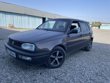 сидения на гольф: Volkswagen Golf: 1994 г., 1.6 л, Механика, Бензин, Хэтчбэк