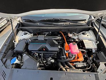 Kia: Kia Sorento: 2022 г., 1.6 л, Гибрид — 9