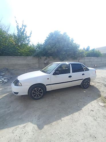 Daewoo Nexia: 2012 г., 1.5 л, Механика, Бензин, Седан