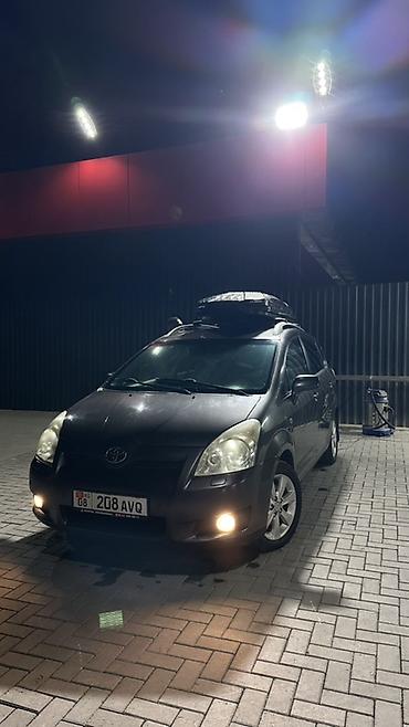 Toyota Corolla Verso: 2008 г., 1.8 л, Робот, Бензин, Вэн/Минивэн