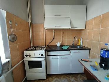 Продается за 1000 сом стол стулья, кухонный гарнитур, газ
Самовывоз